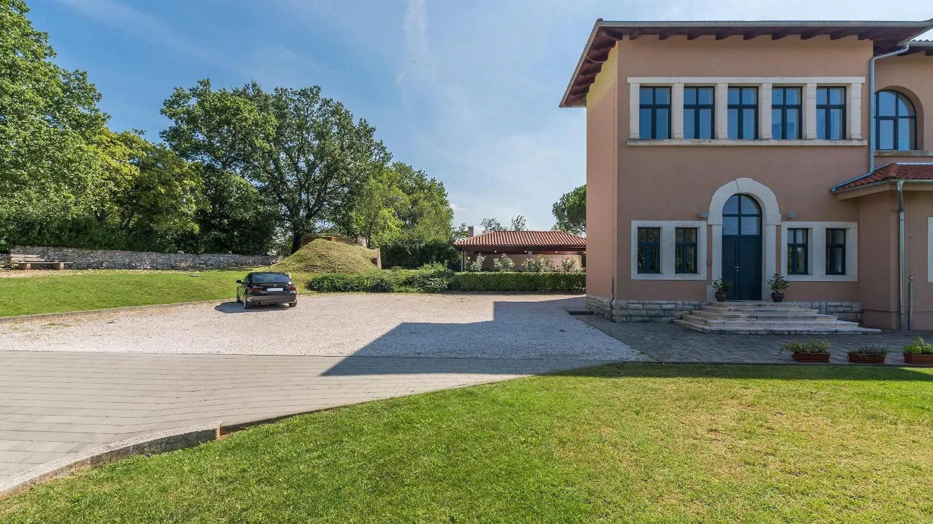 Basici Villa Old School House 0*,  קרואטיה
